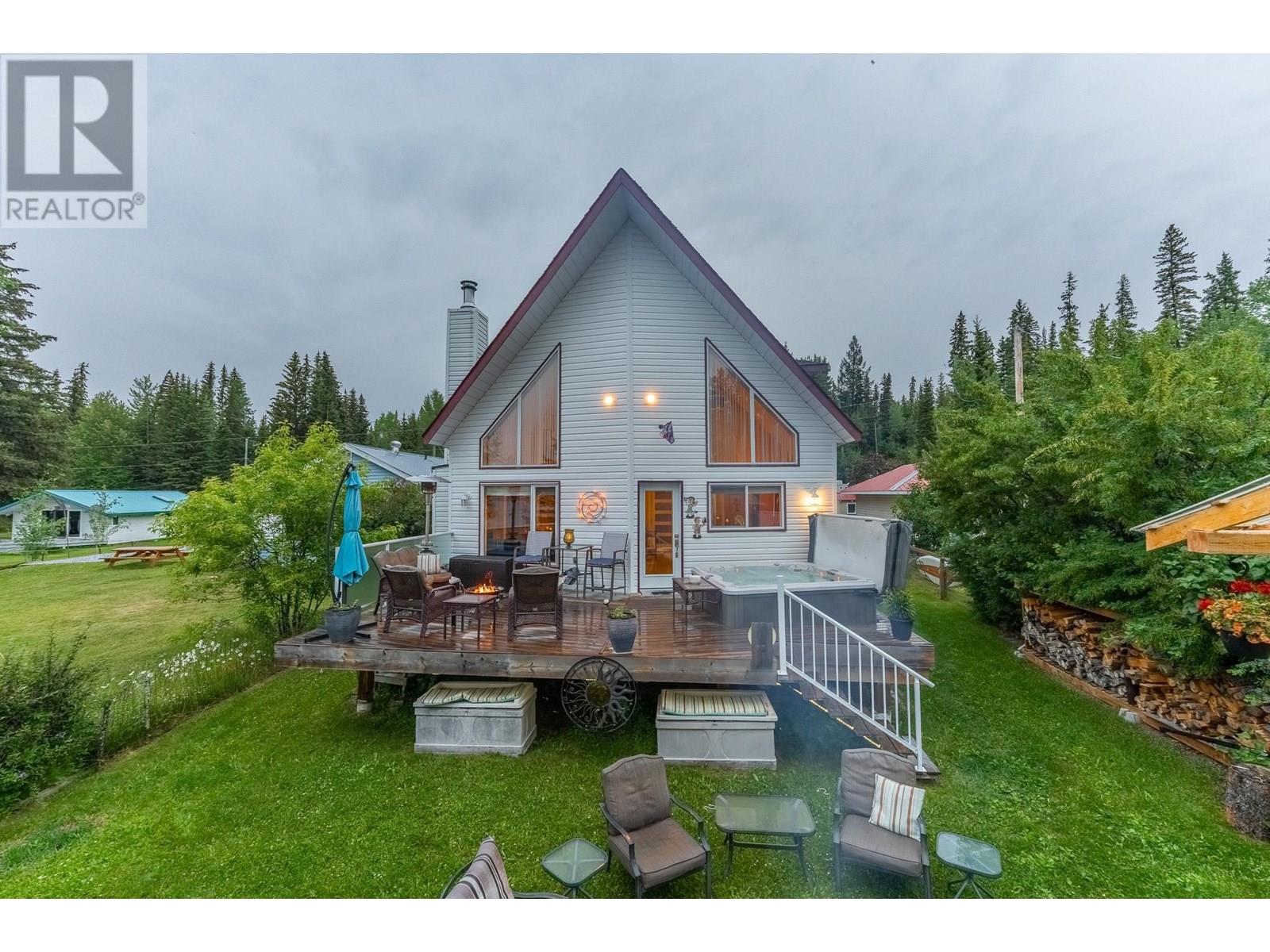 Photo 9 of 50465 Lakes Road, Cluculz Lake BC
