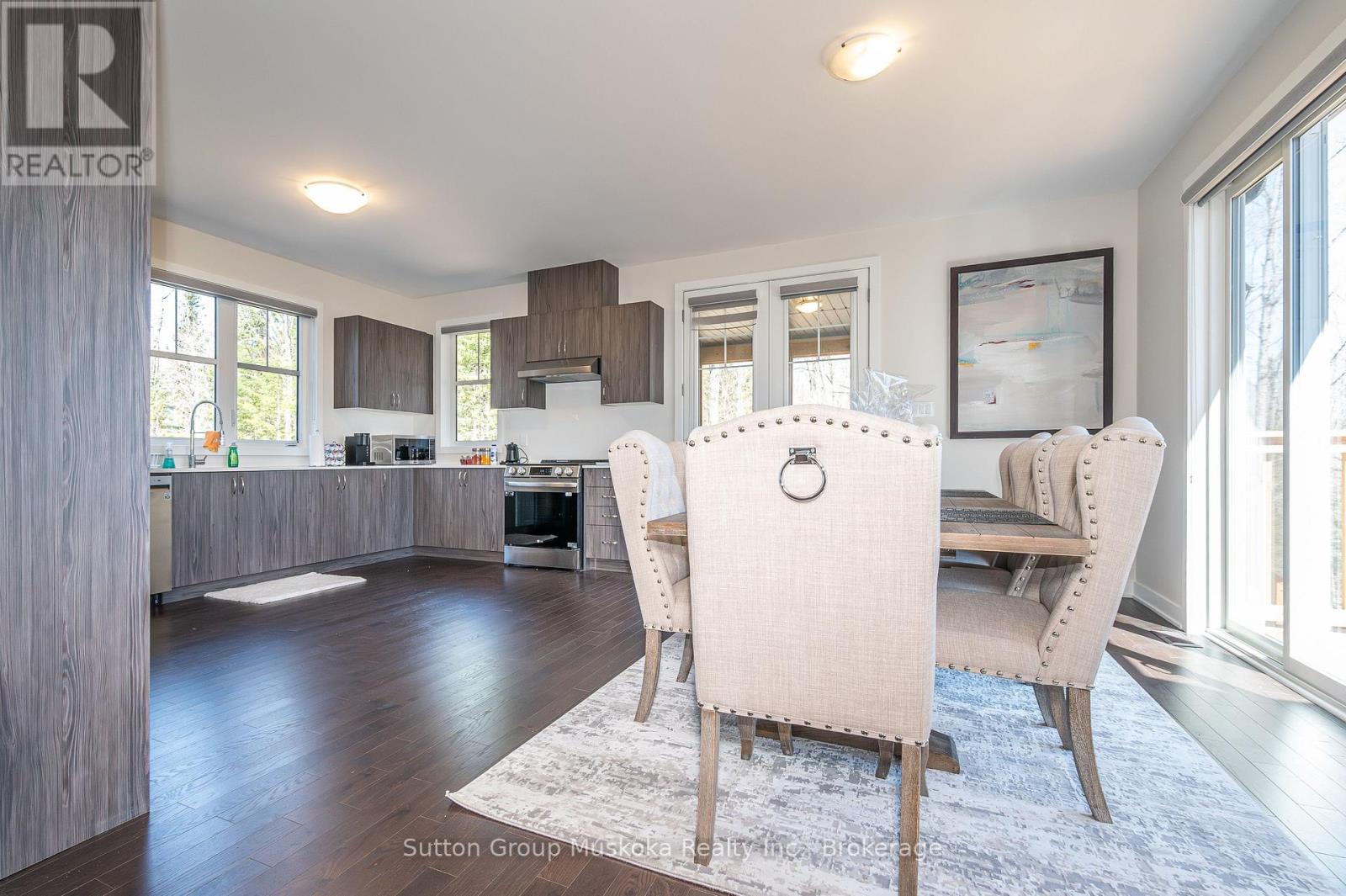 Photo 13 of 23 1020 Ridgeline Drive, Lake Of Bays ON