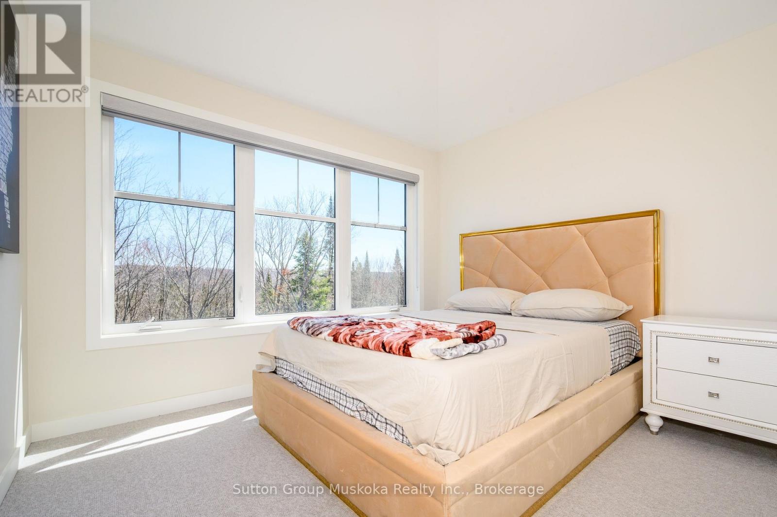 Photo 18 of 23 1020 Ridgeline Drive, Lake Of Bays ON
