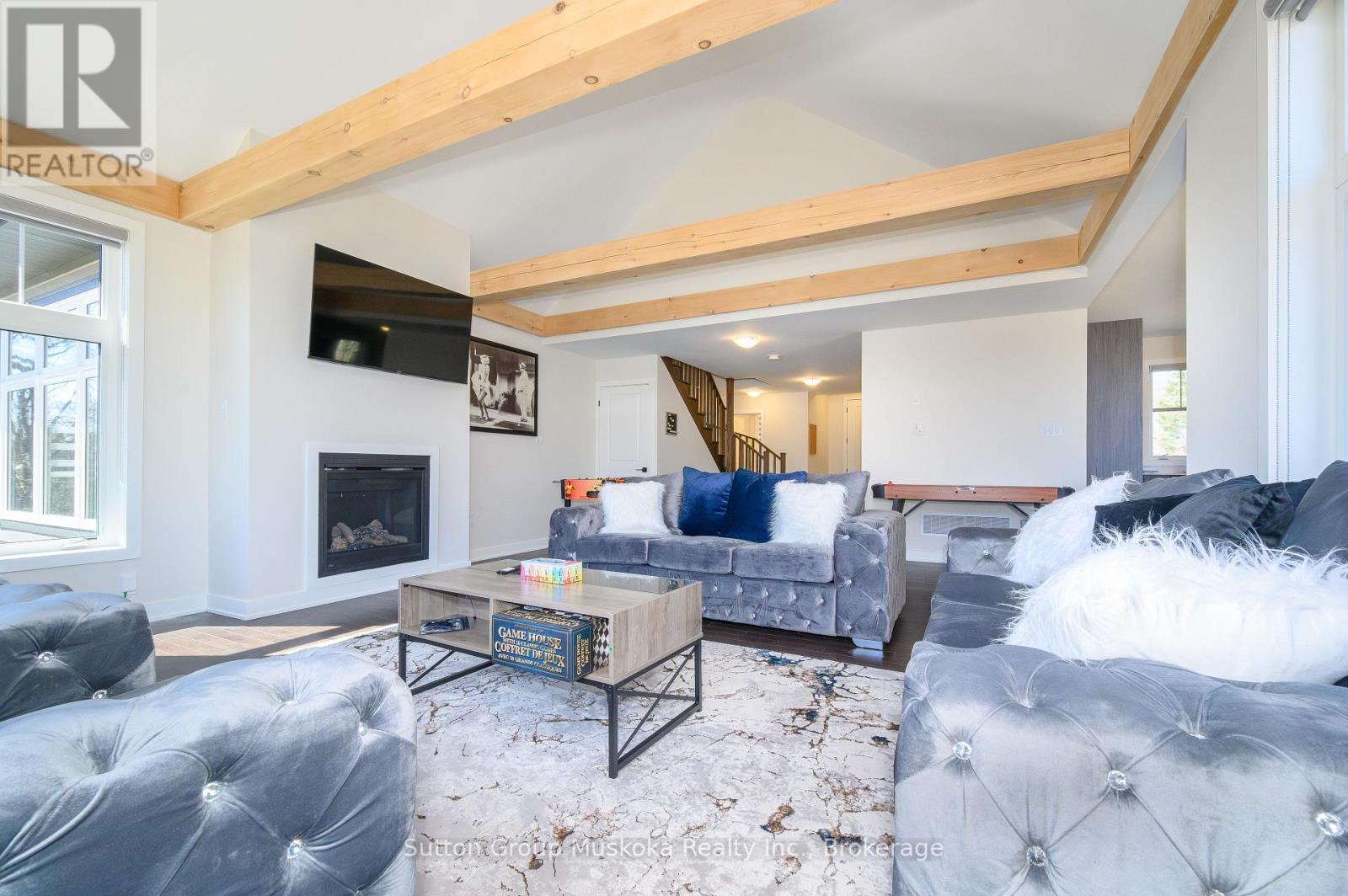Photo 6 of 23 1020 Ridgeline Drive, Lake Of Bays ON