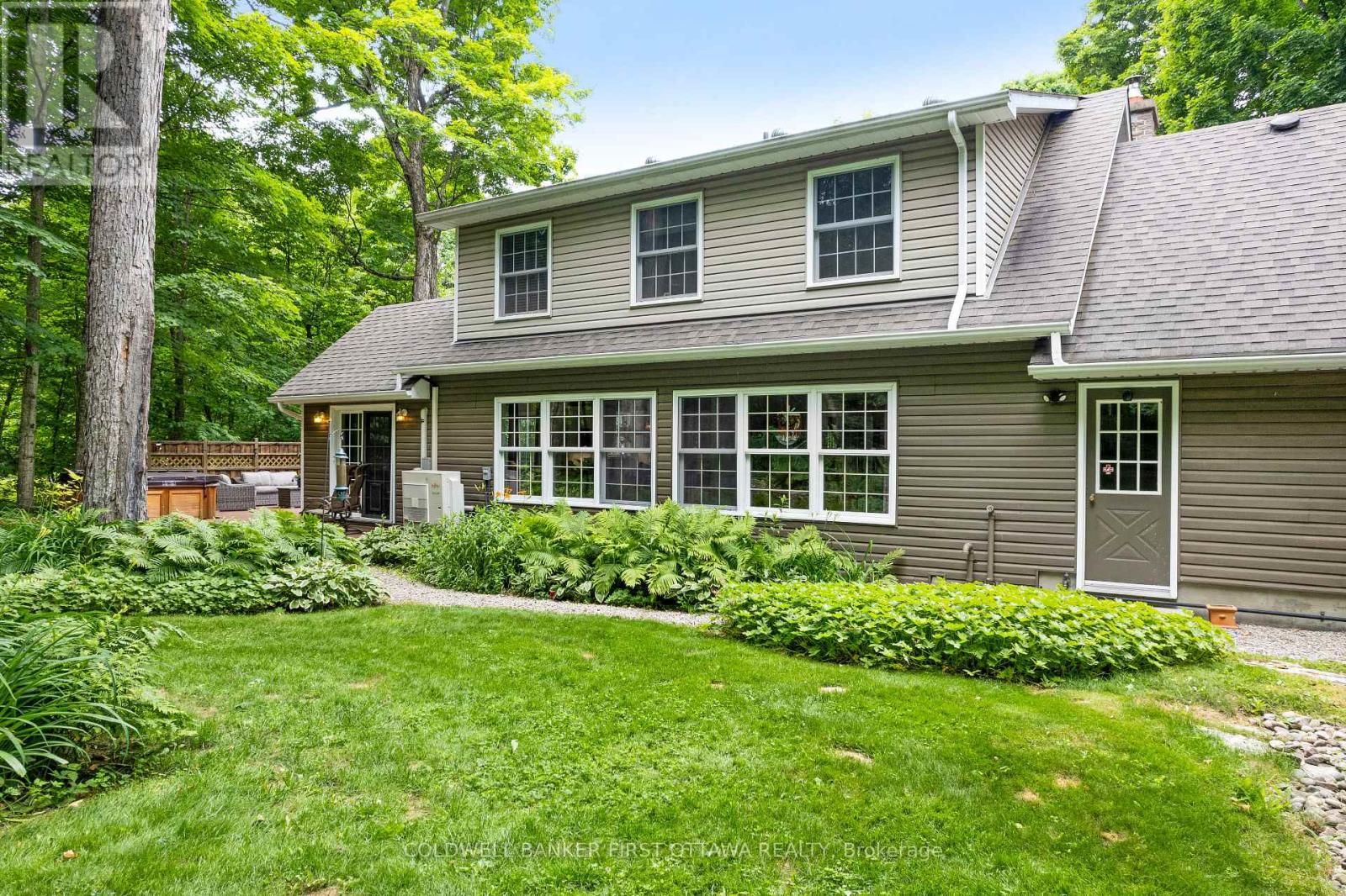 Photo 34 of 99 Old Kingston Road, Rideau Lakes ON