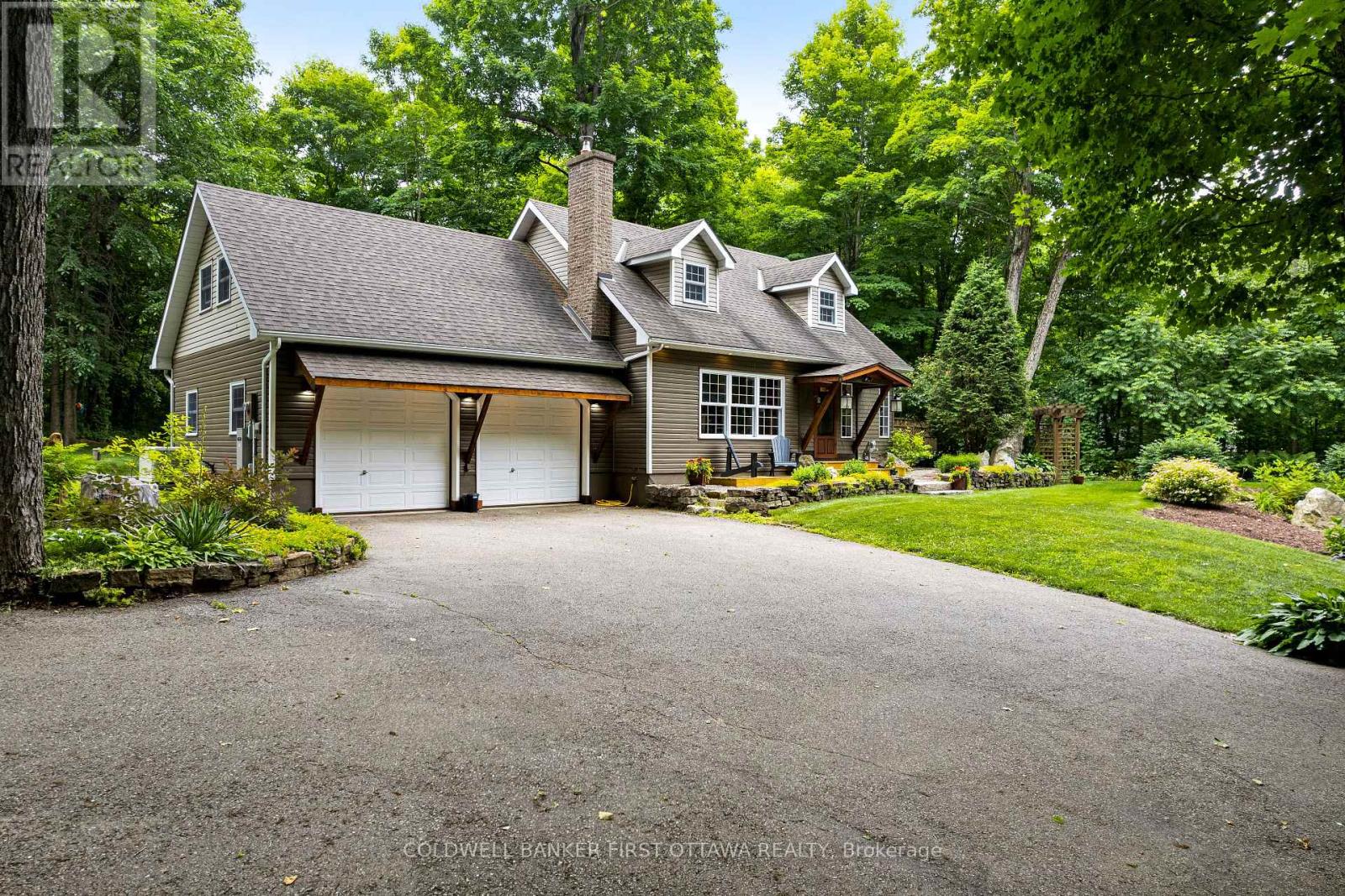 Photo 42 of 99 Old Kingston Road, Rideau Lakes ON