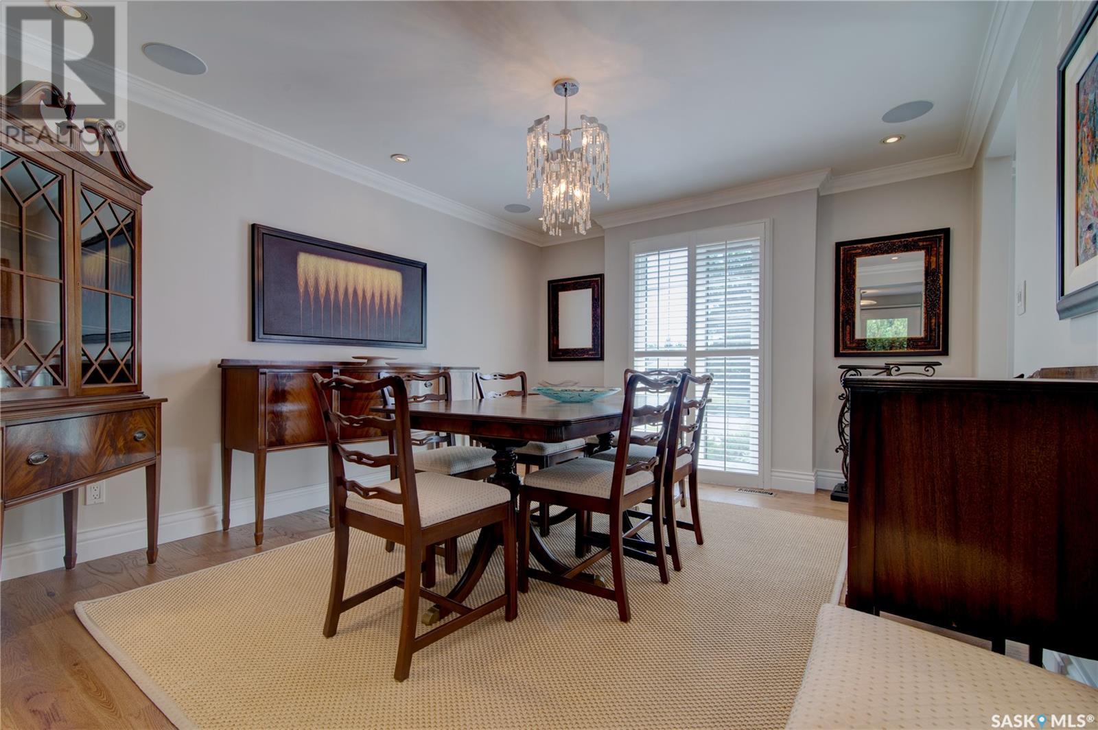 Single Family House 2 Level for Sale in  LOWRY PLACE Regina 