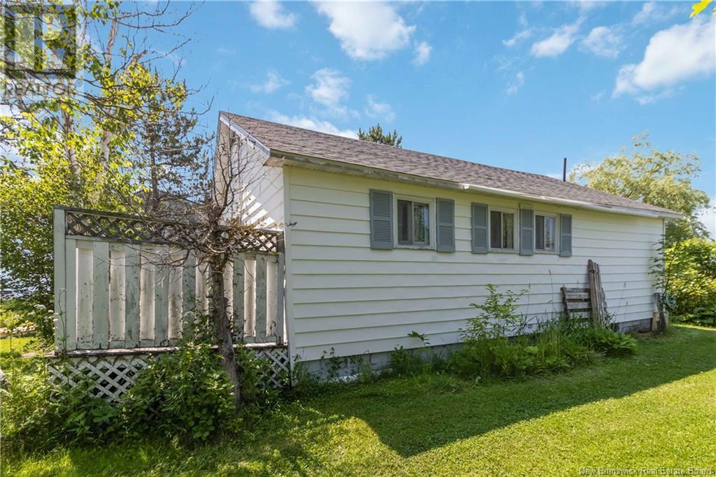 Photo 34 of 90 Emmanuel Road, Grandedigue NB