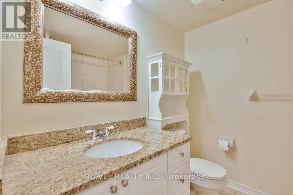 Photo 15 of 14 39 Coulter Street, Barrie ON