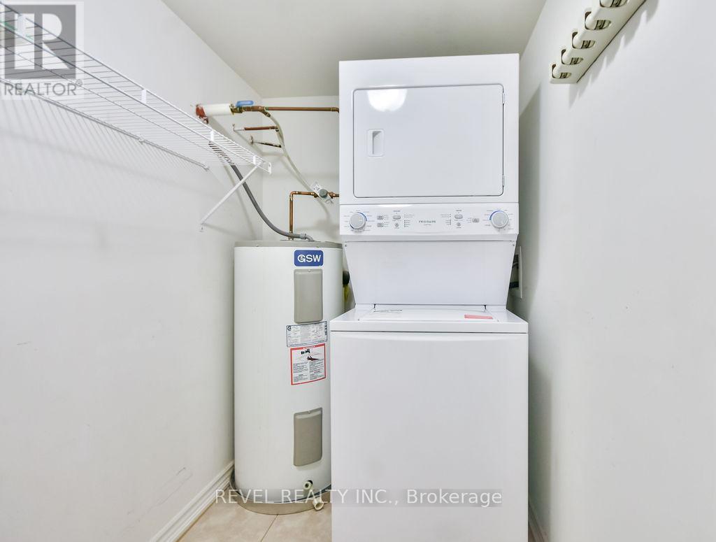 Photo 24 of 14 39 Coulter Street, Barrie ON