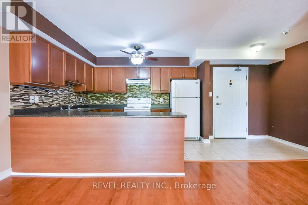 Photo 18 of 14 39 Coulter Street, Barrie ON