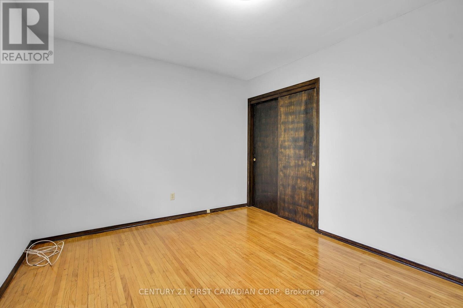 Photo 13 of 185 Taylor Street, London East ON