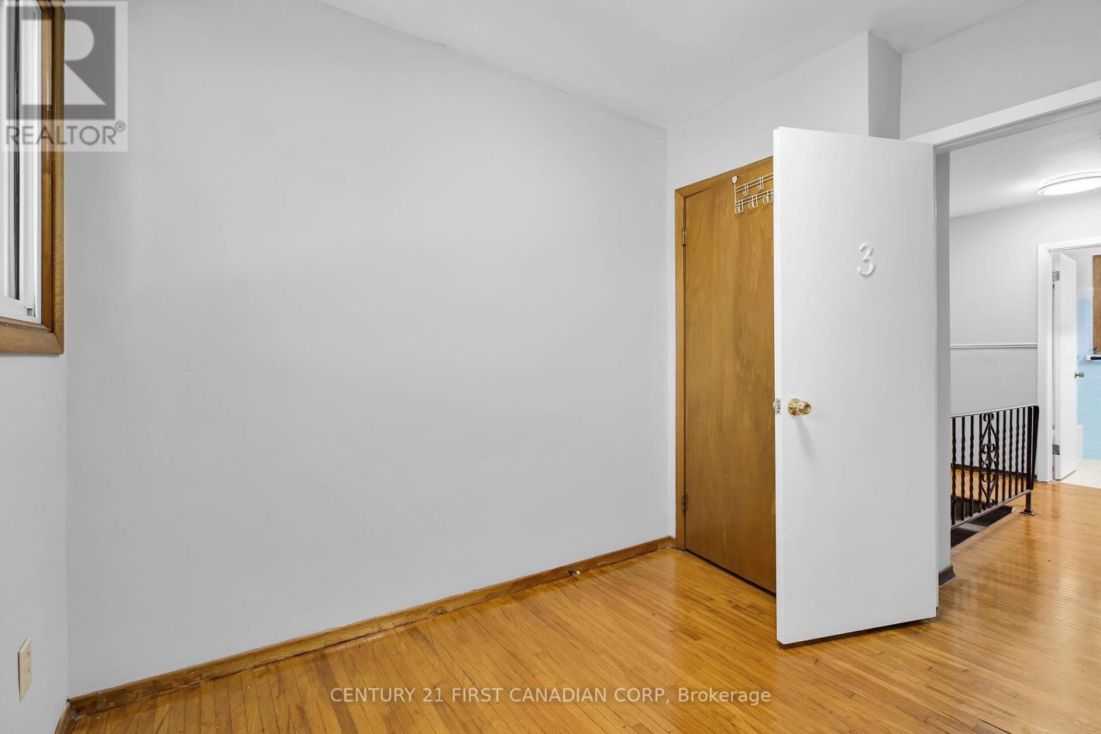 Photo 17 of 185 Taylor Street, London East ON