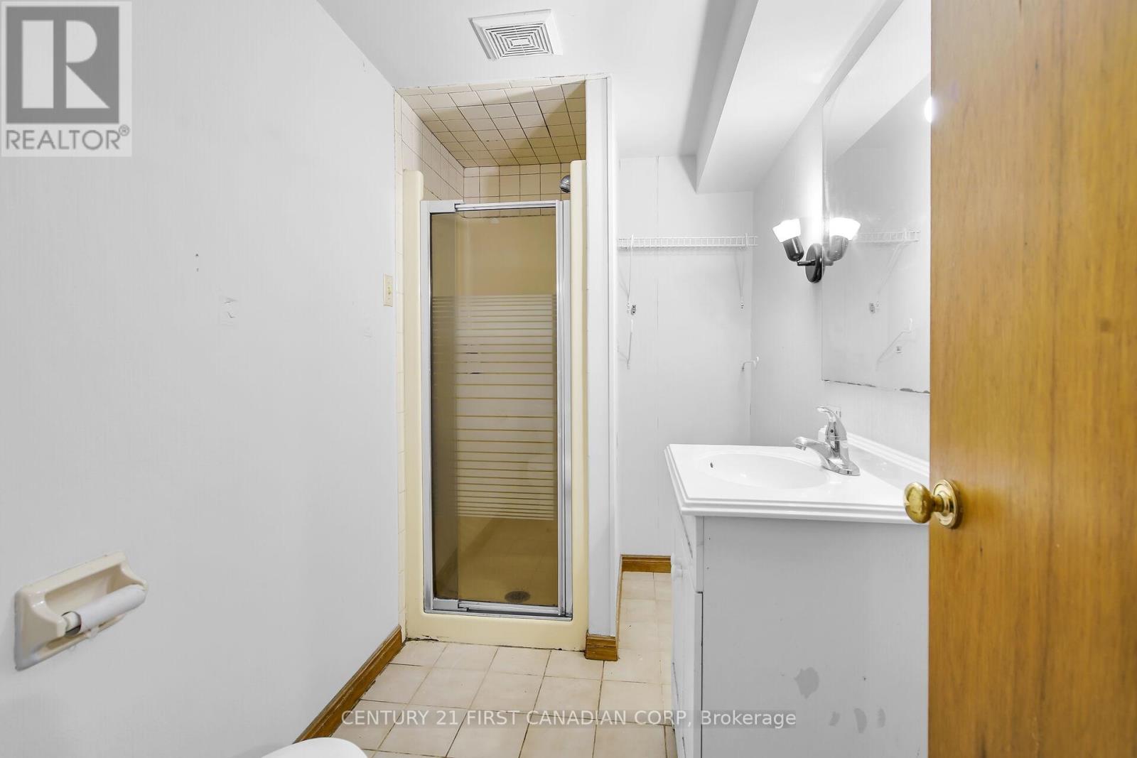 Photo 22 of 185 Taylor Street, London East ON