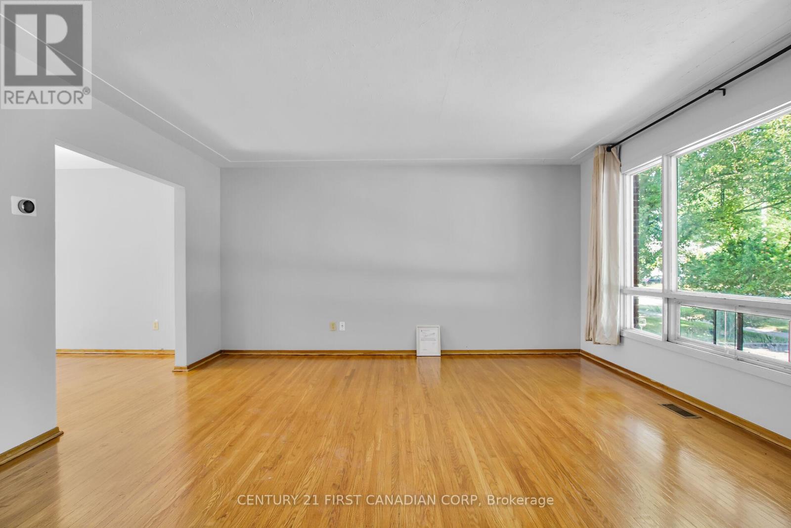 Photo 5 of 185 Taylor Street, London East ON
