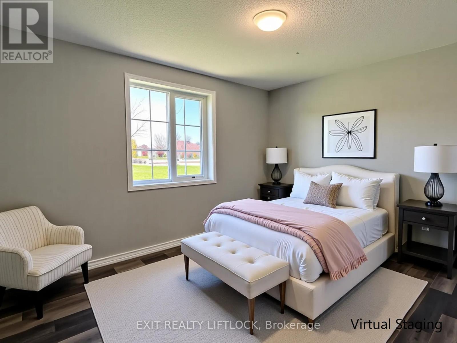 Photo 9 of 1018 Baker Street, Peterborough North ON