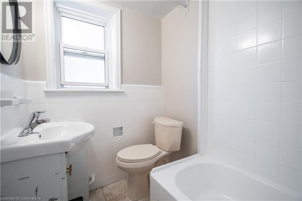 Photo 6 of 3 Webber Avenue Unit 1, Hamilton ON