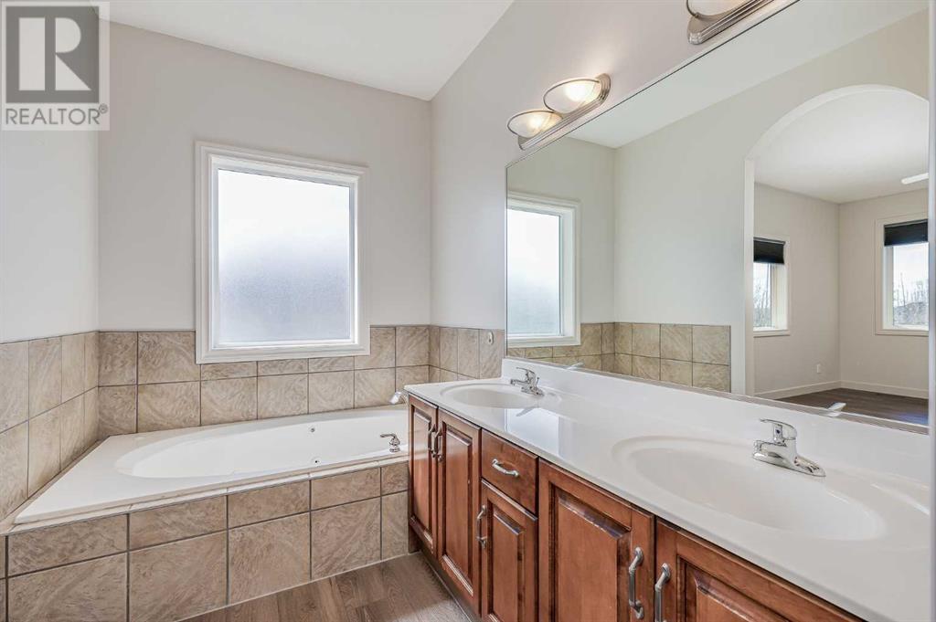 Single Family House Bungalow for Sale in  Royal Highland Court NW Royal Oak Calgary 