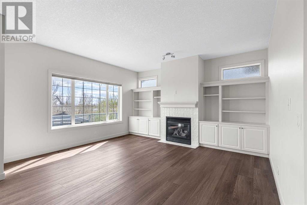 Single Family House Bungalow for Sale in  Royal Highland Court NW Royal Oak Calgary 