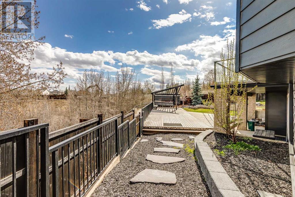 Single Family House Bungalow for Sale in  Royal Highland Court NW Royal Oak Calgary 