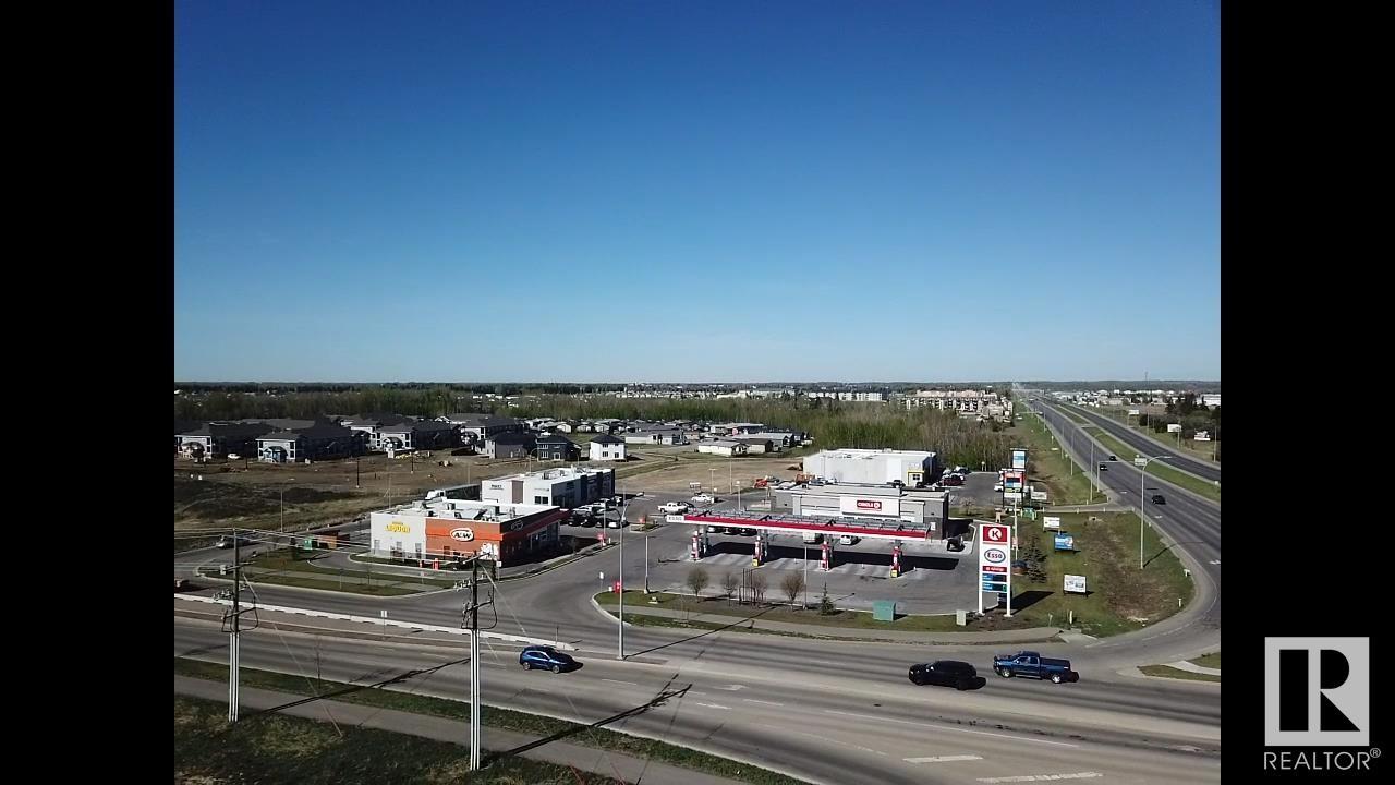 Photo 3 of 4204 Park West, Stony Plain AB