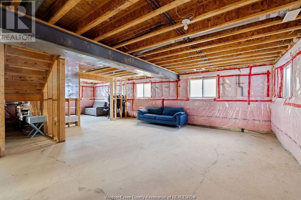 Photo 19 of 1334 Deer Run Trail, Lakeshore ON