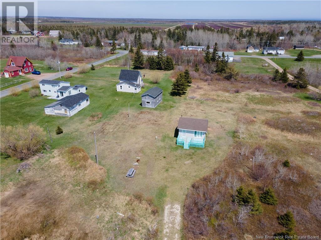Photo 4 of 15 Des Hirondelles, Chiasson Office NB
