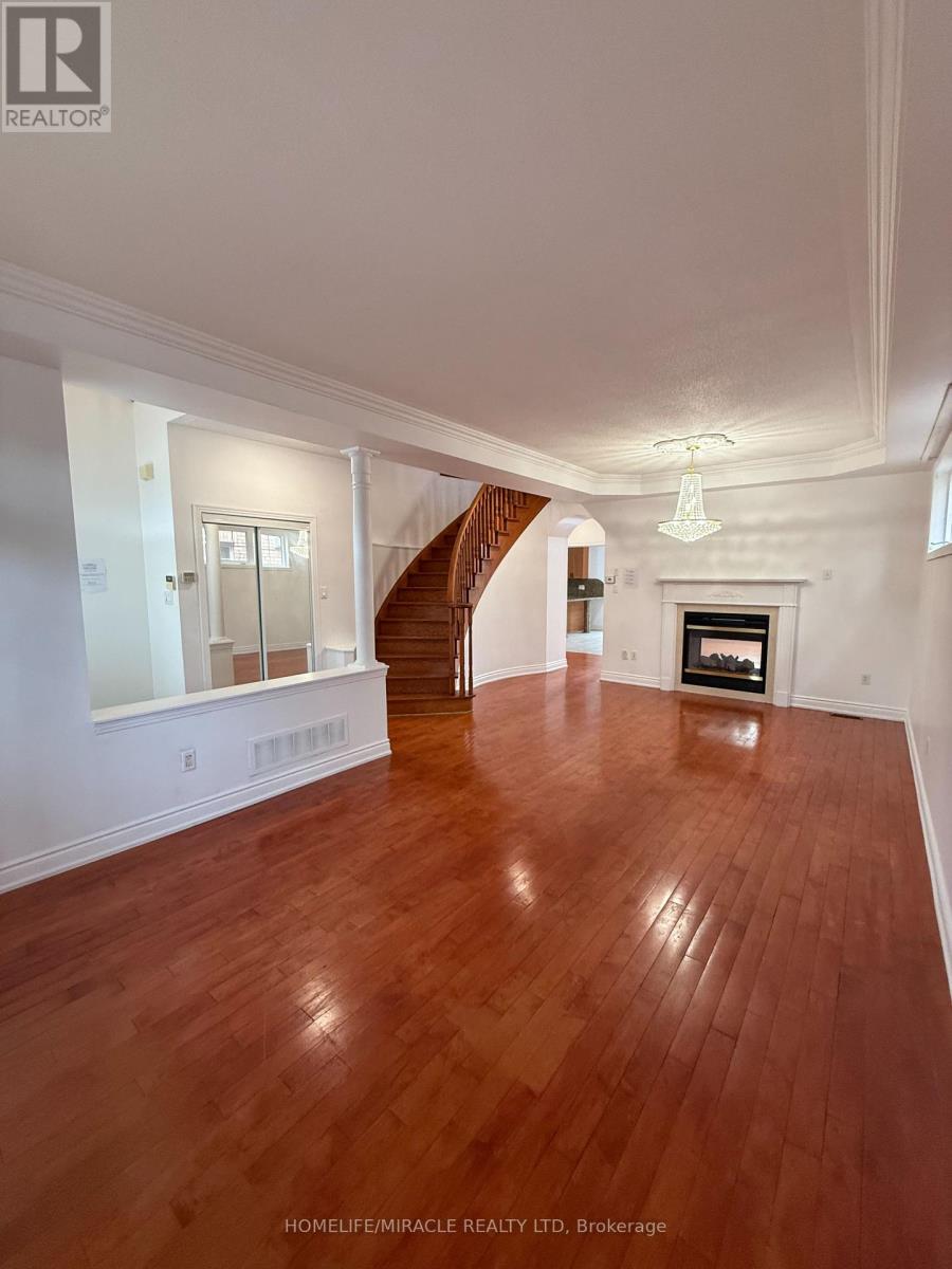 Photo 1 of 59 Oakford Drive, Markham ON