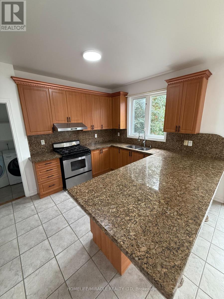 Photo 27 of 59 Oakford Drive, Markham ON