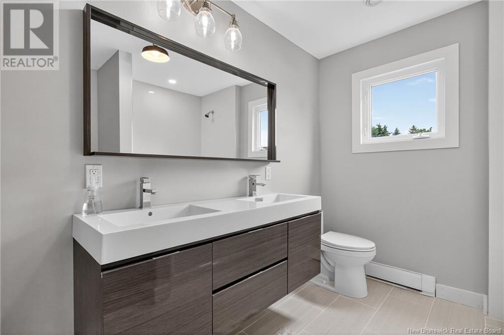 Photo 26 of 60 62 Avalon Street, Dieppe NB