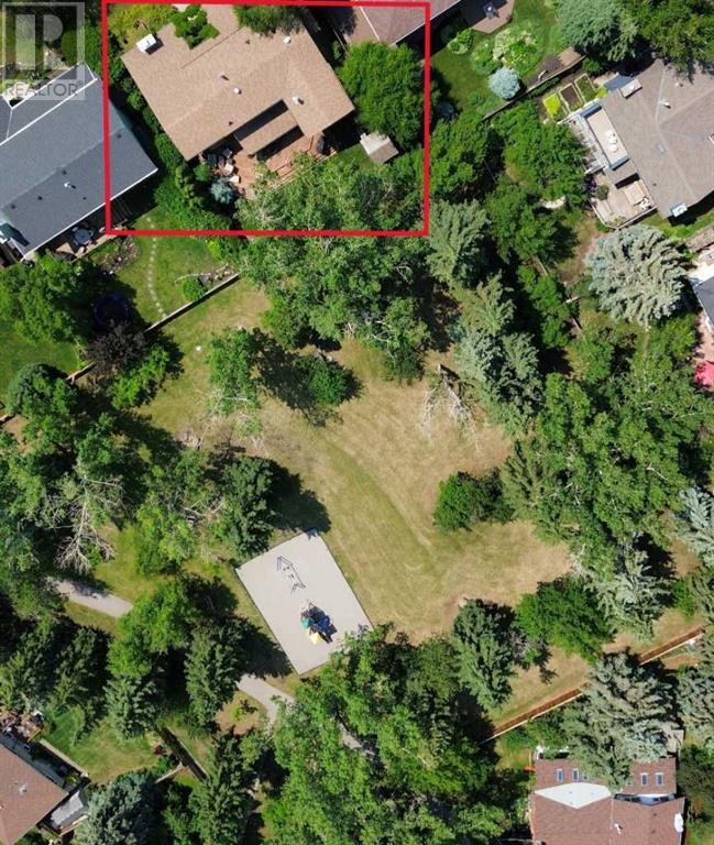 Single Family House for Sale in   Avenue SW Canyon Meadows Calgary 