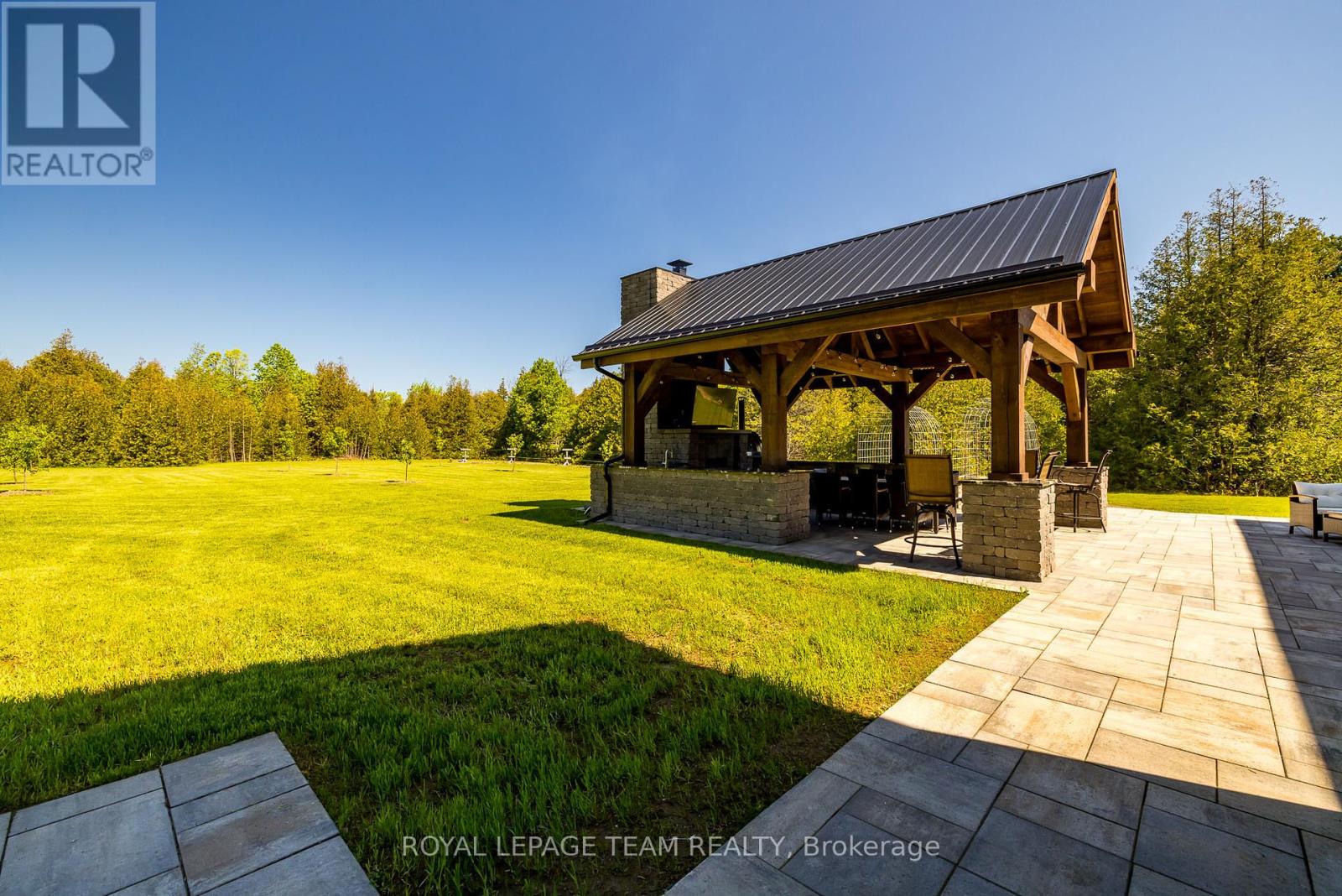 Photo 4 of 830 Kitley Line 3 Road, Elizabethtownkitley ON