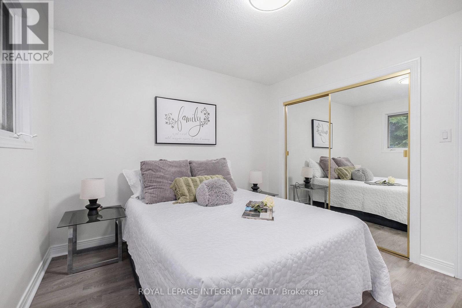 Photo 33 of 20 Newhaven Street, Ottawa ON