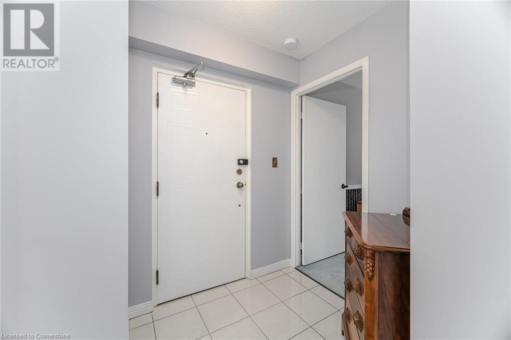 Photo 9 of 166 Mountain Park Avenue Unit 201, Hamilton ON
