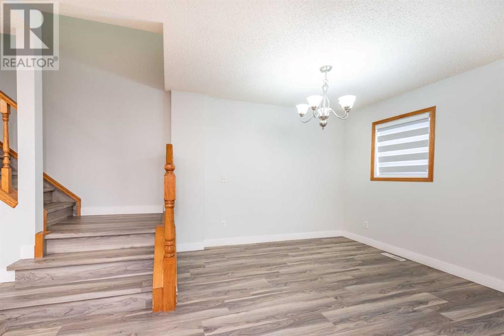 Single Family House for Sale in  Saddletree Court NE Saddle Ridge Calgary 