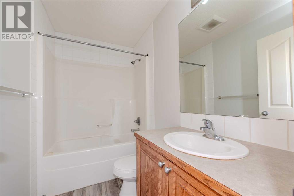Single Family House for Sale in  Saddletree Court NE Saddle Ridge Calgary 