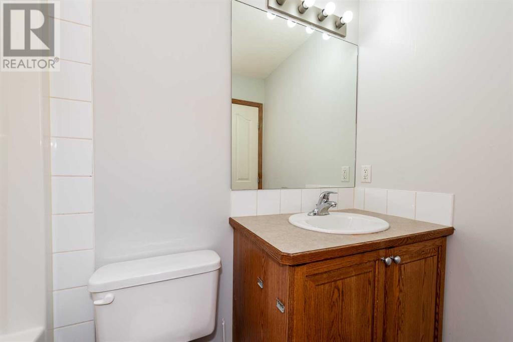 Single Family House for Sale in  Saddletree Court NE Saddle Ridge Calgary 