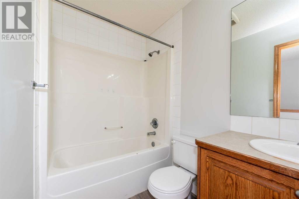 16 Saddletree Court NE, Calgary, Alberta