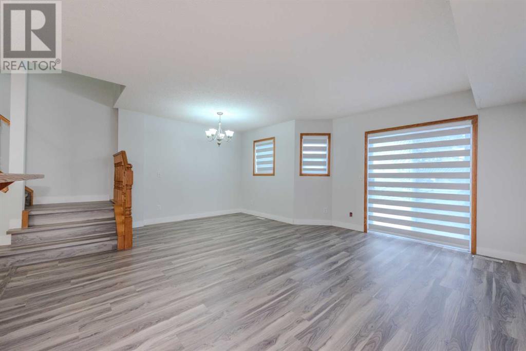 Single Family House for Sale in  Saddletree Court NE Saddle Ridge Calgary 