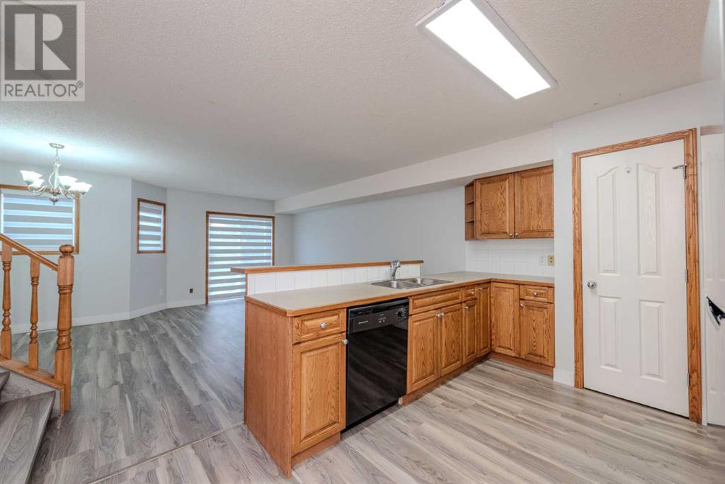 Single Family House for Sale in  Saddletree Court NE Saddle Ridge Calgary 