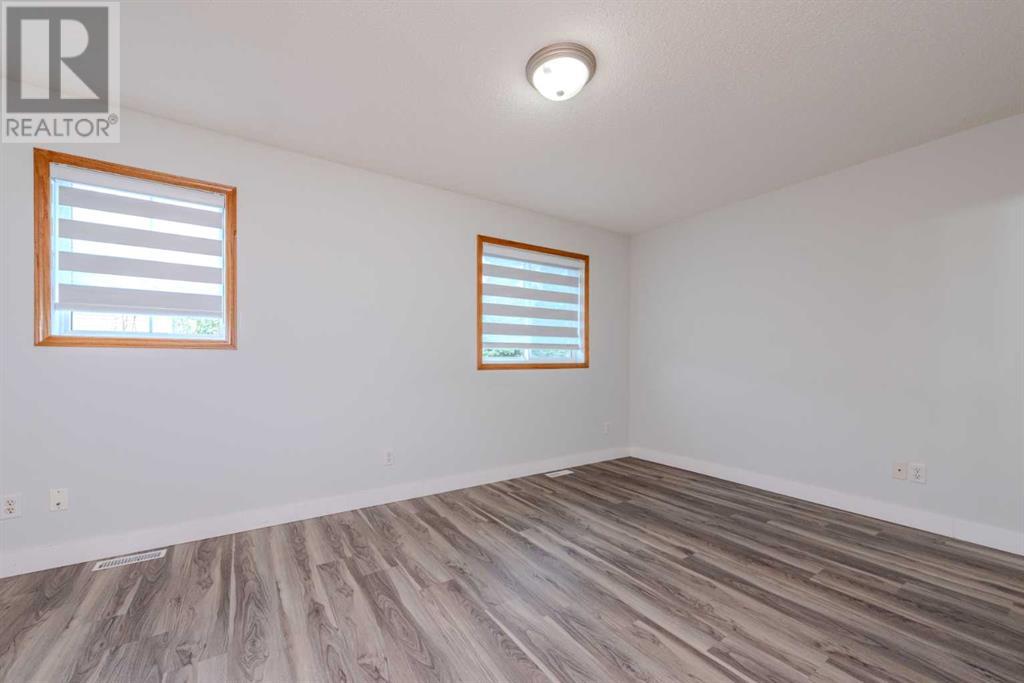 Single Family House for Sale in  Saddletree Court NE Saddle Ridge Calgary 