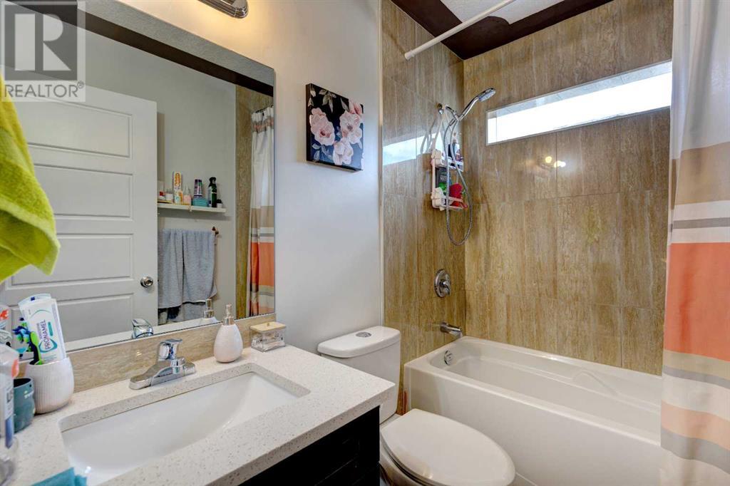 Single Family House for Sale in  Sidon Crescent SW Signal Hill Calgary 