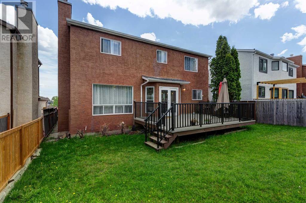 Single Family House for Sale in  Sidon Crescent SW Signal Hill Calgary 