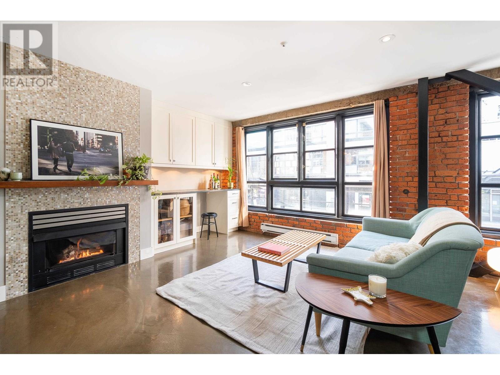 Photo 2 of 203 1066 Hamilton Street, Vancouver BC