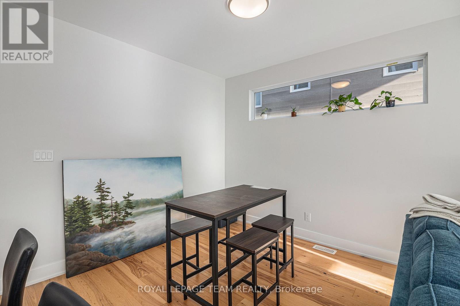 Photo 29 of 1400 Mayview Avenue, Ottawa ON