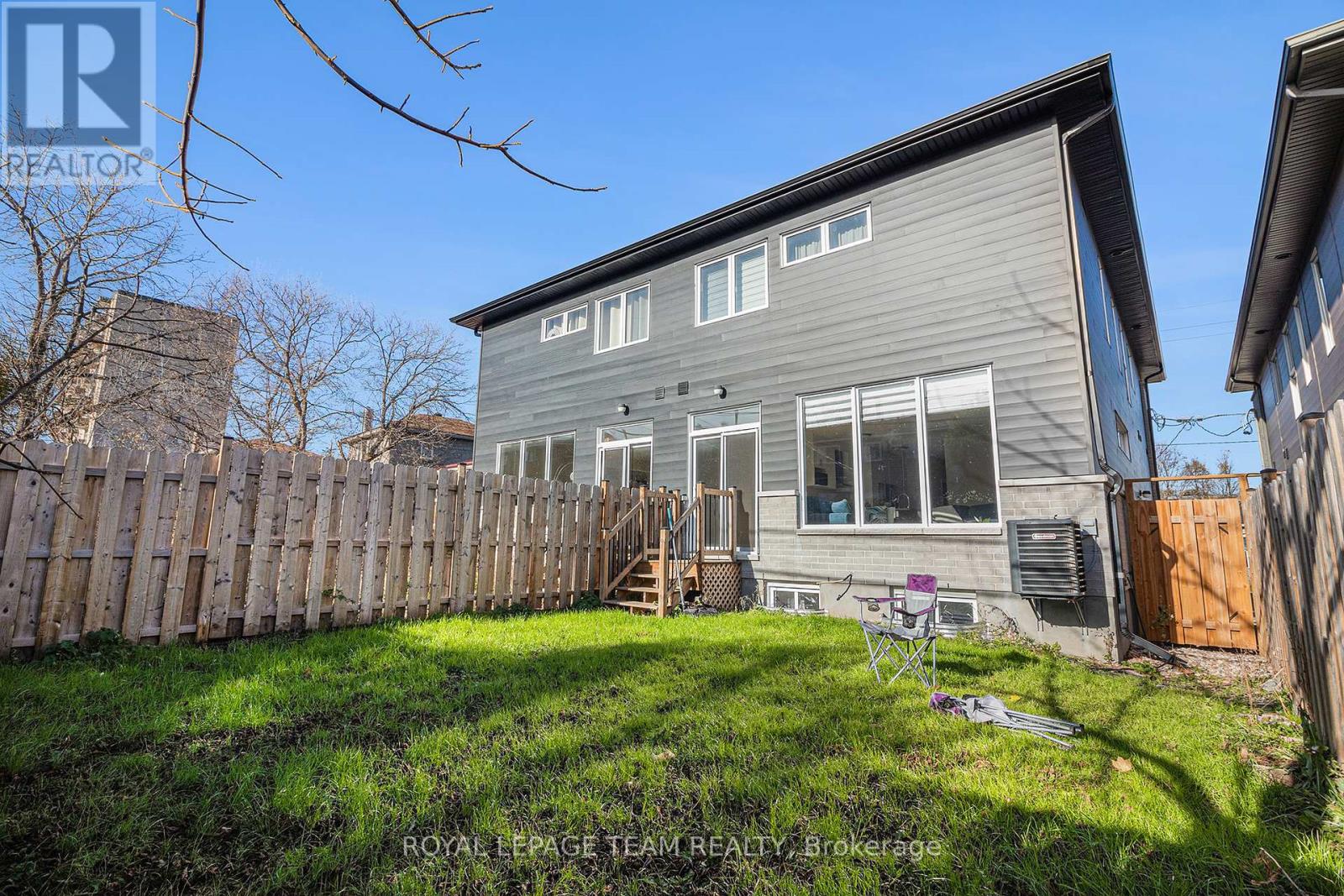 Photo 23 of 1400 Mayview Avenue, Ottawa ON