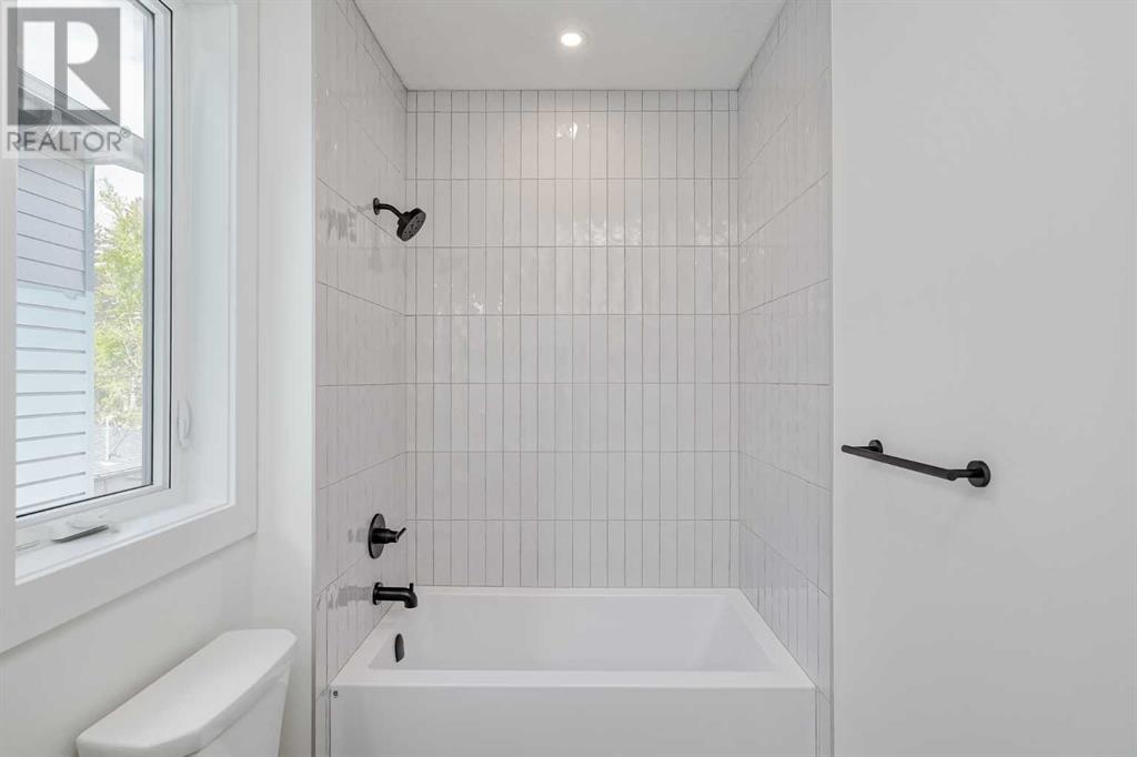 Single Family House for Sale in   Avenue NW Mount Pleasant Calgary 