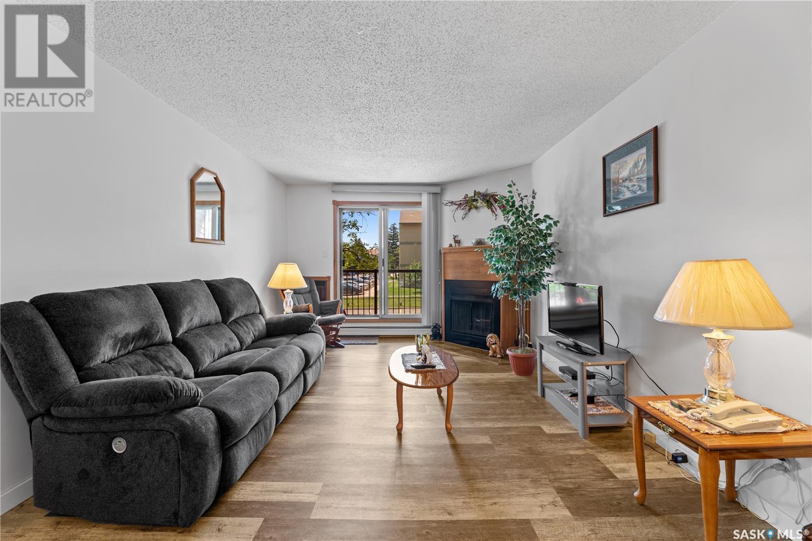 Single Family House Low rise for Sale in B  th STREET E Saskatoon 