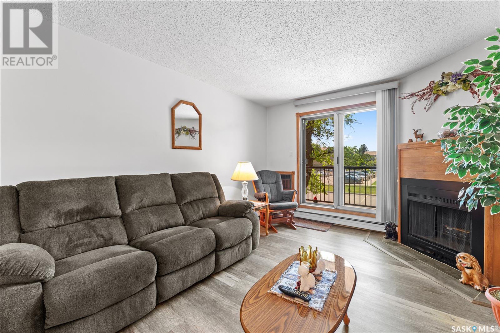Single Family House Low rise for Sale in B  th STREET E Saskatoon 