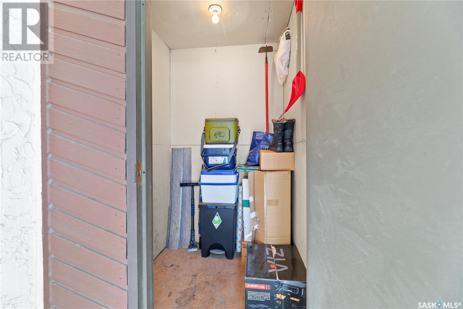 Single Family House Low rise for Sale in B  th STREET E Saskatoon 
