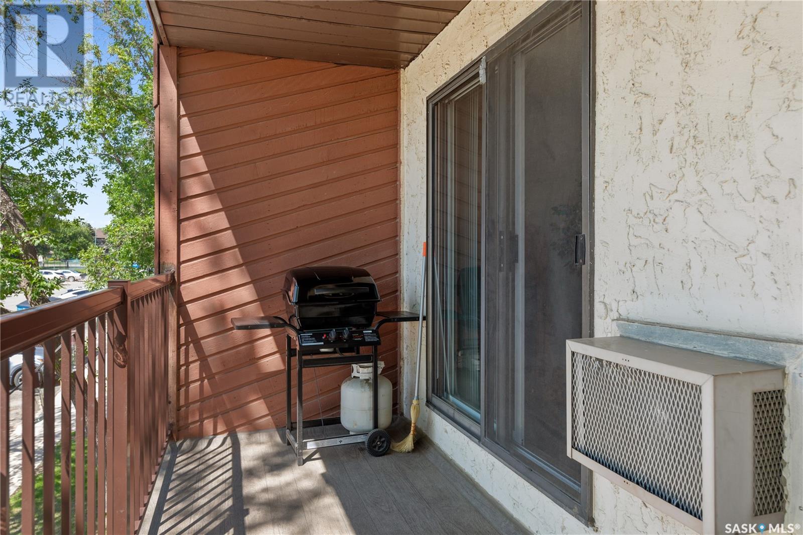 Single Family House Low rise for Sale in B  th STREET E Saskatoon 