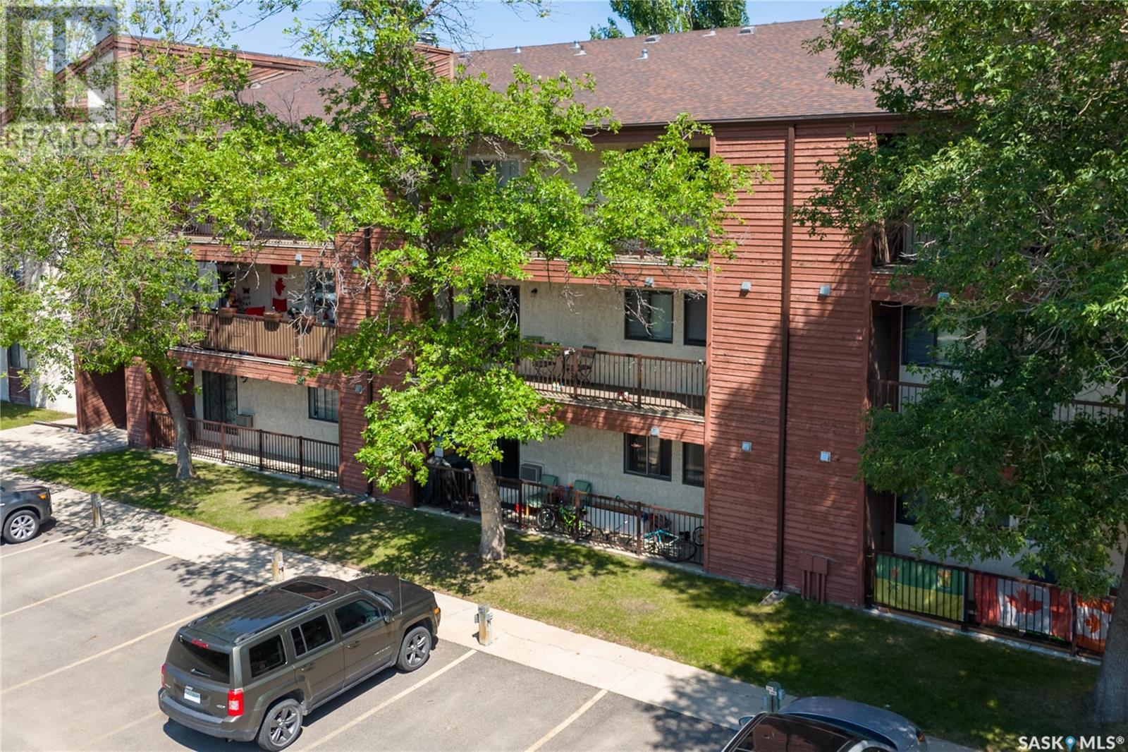 Single Family House Low rise for Sale in B  th STREET E Saskatoon 