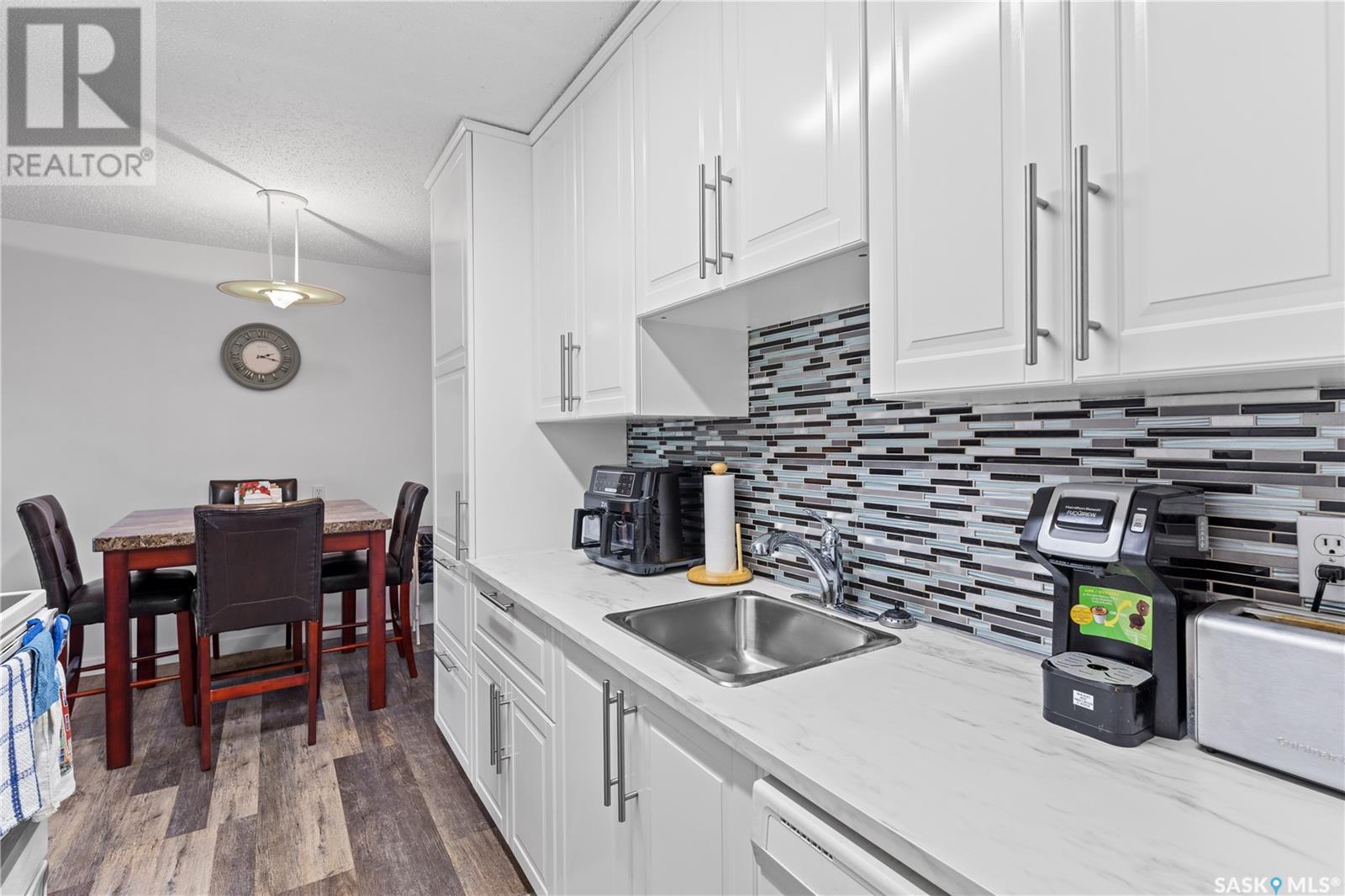 Single Family House Low rise for Sale in B  th STREET E Saskatoon 