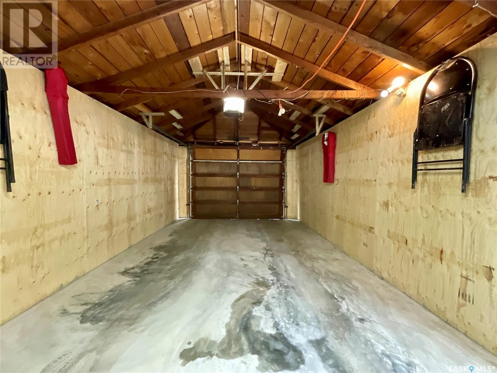 Photo 16 of 1327 Athol Street, Regina SK